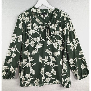 Ryan Wythe Floral Top Sz 2X Green‎ Floral Tie Neck Pussybow Feminine Retro